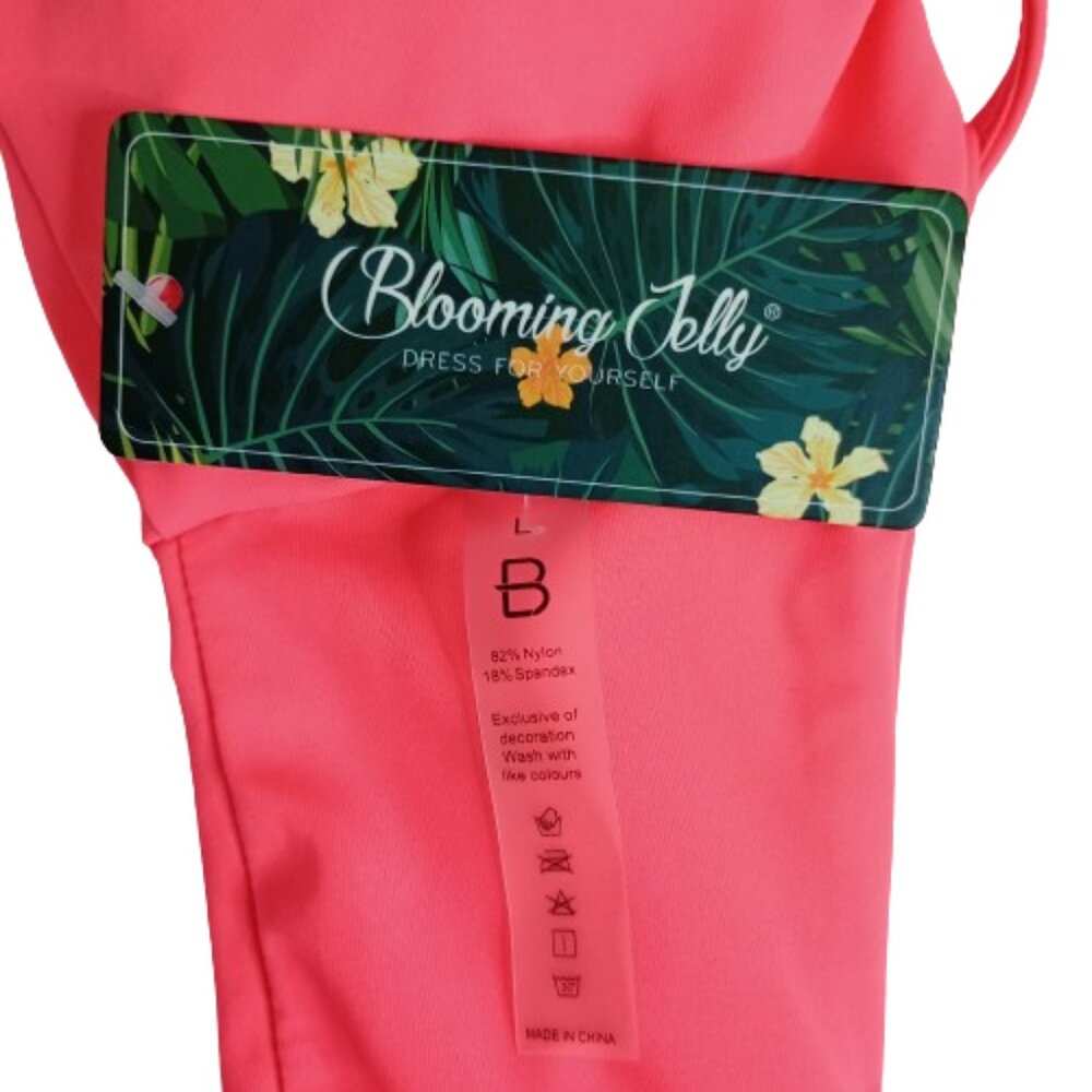 Coral Bikini Top with Faux Center Bust Tie Size L NWT - Picture 3 of 3